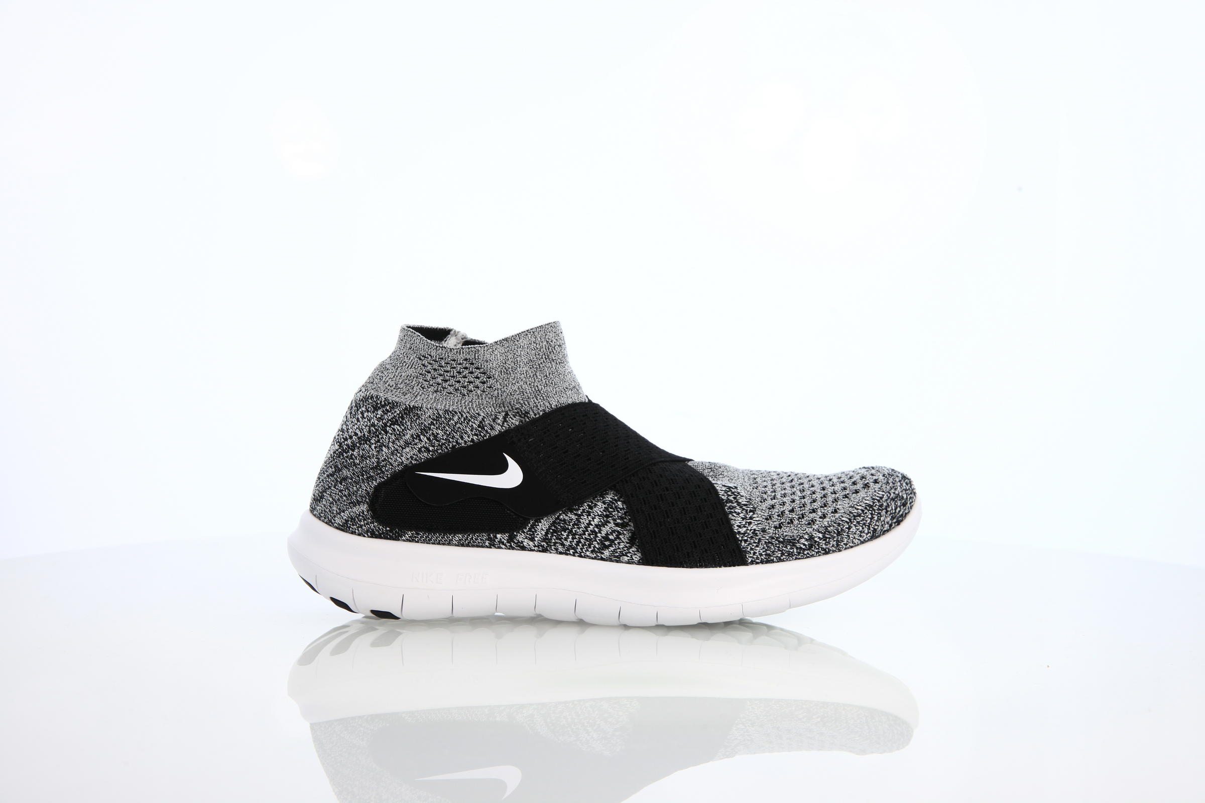 Nike free run motion flyknit best sale