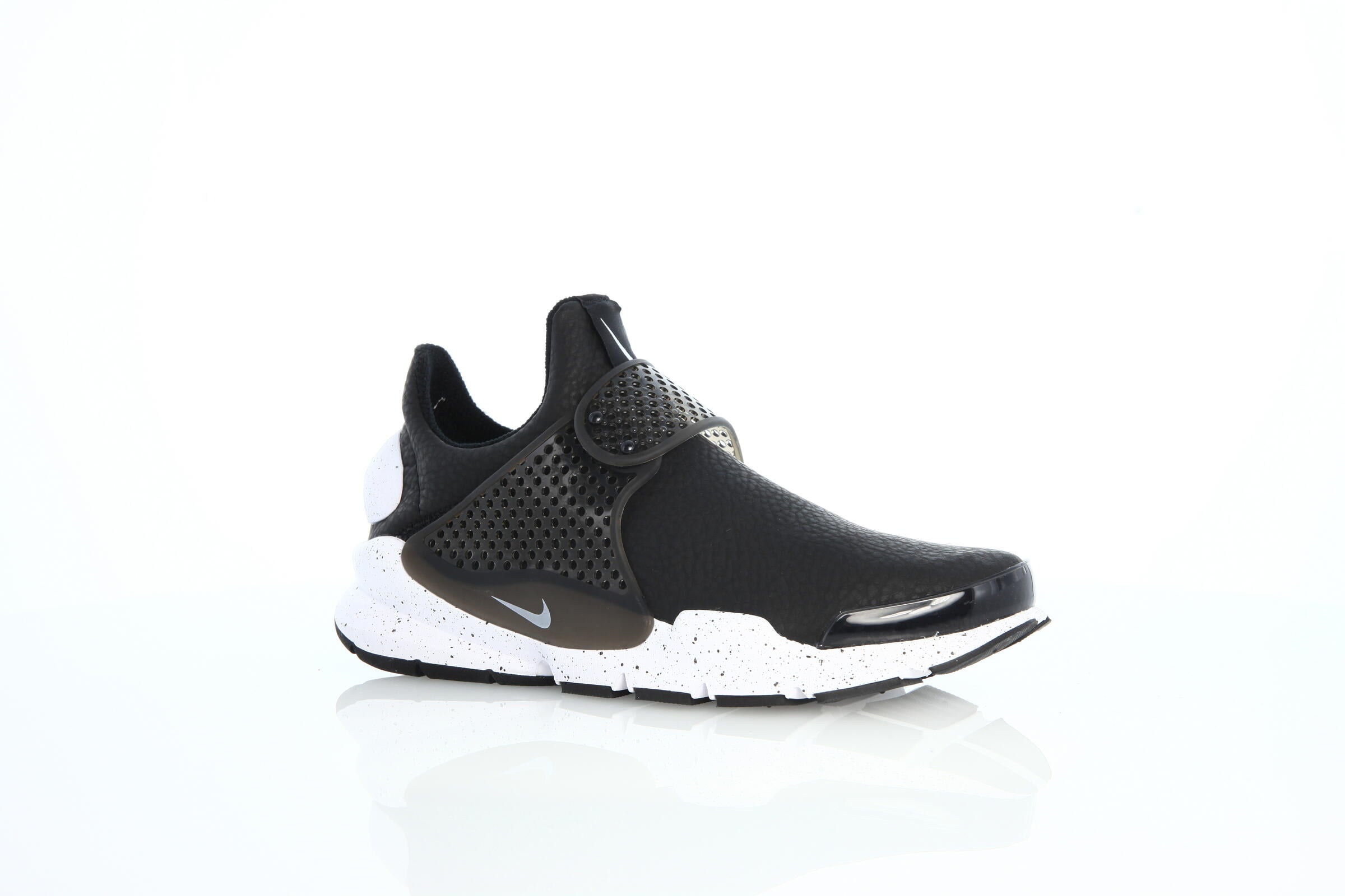 nike sock darts black