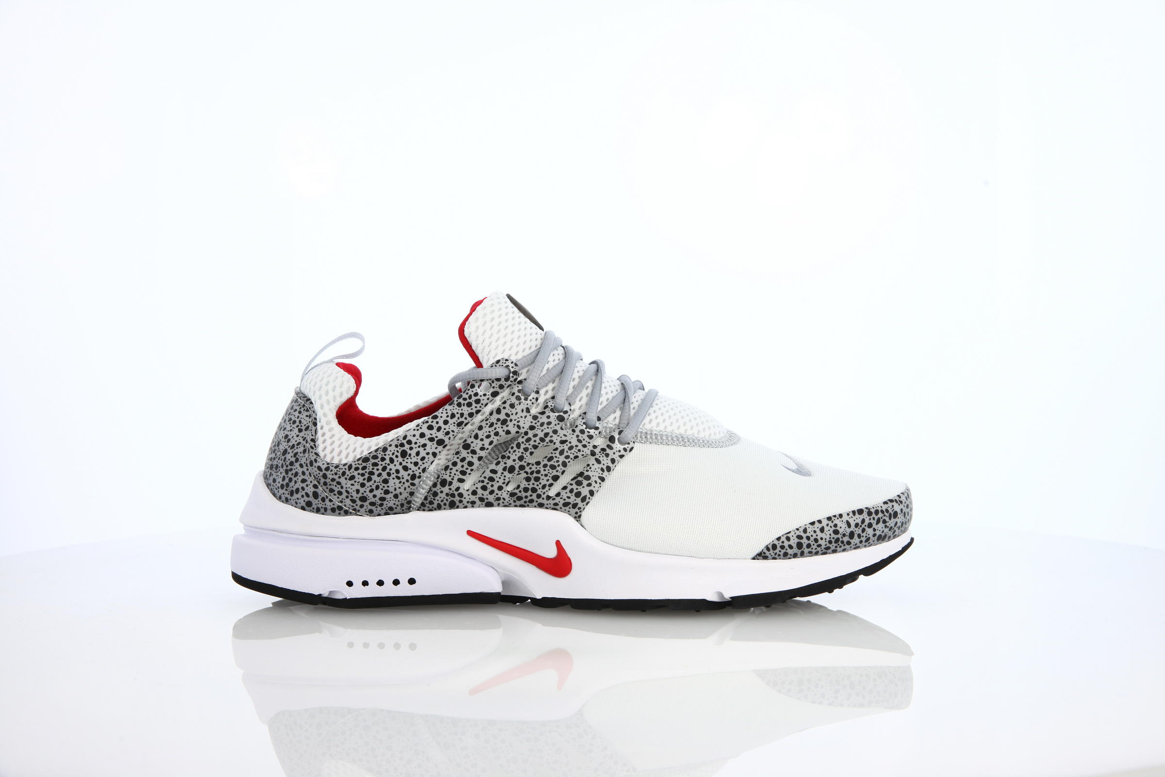 Nike Air Presto QS Grau WeiB 886043 100 AFEW STORE