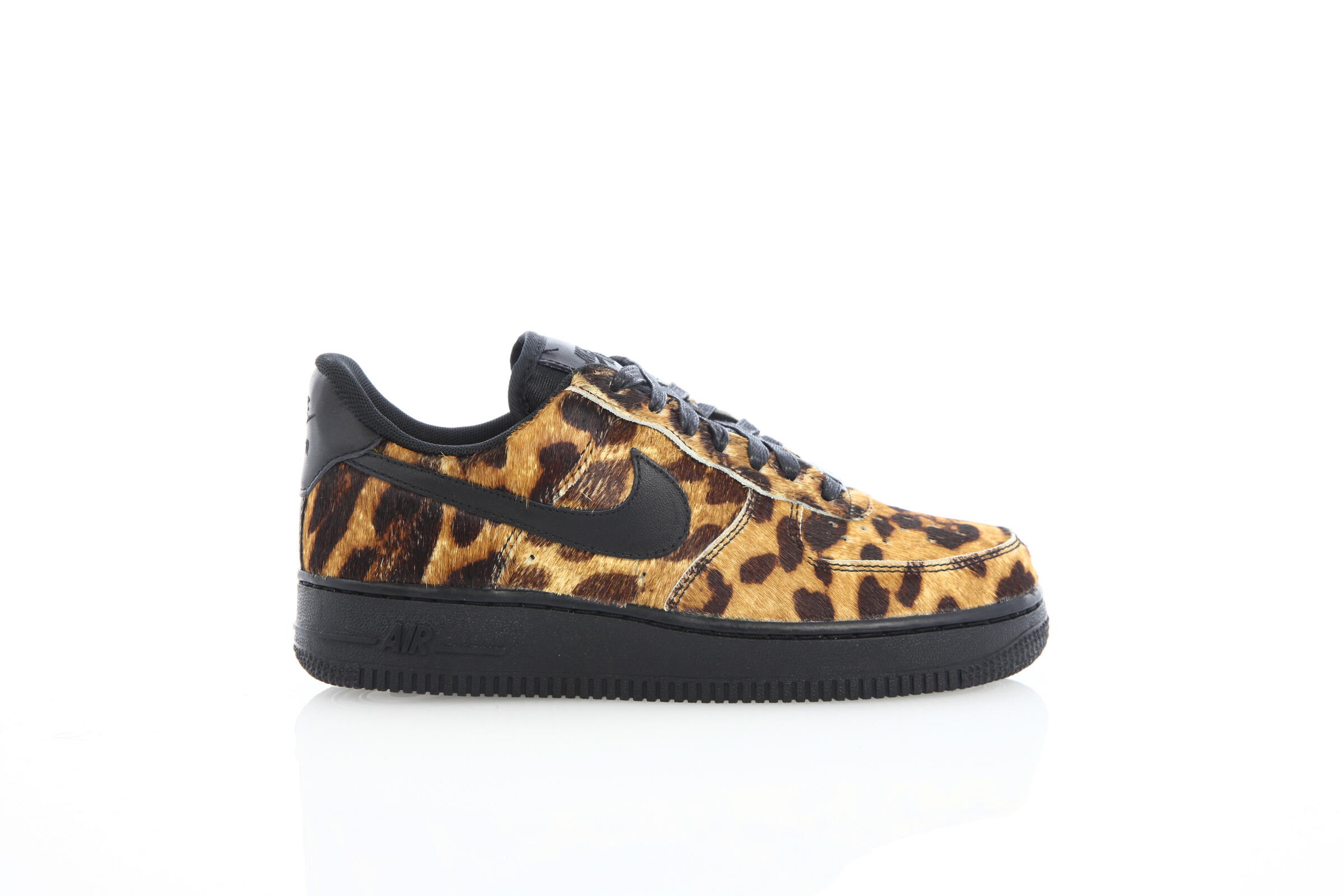 Nike Wmns Air Force 1 '07 Lx "Sail"