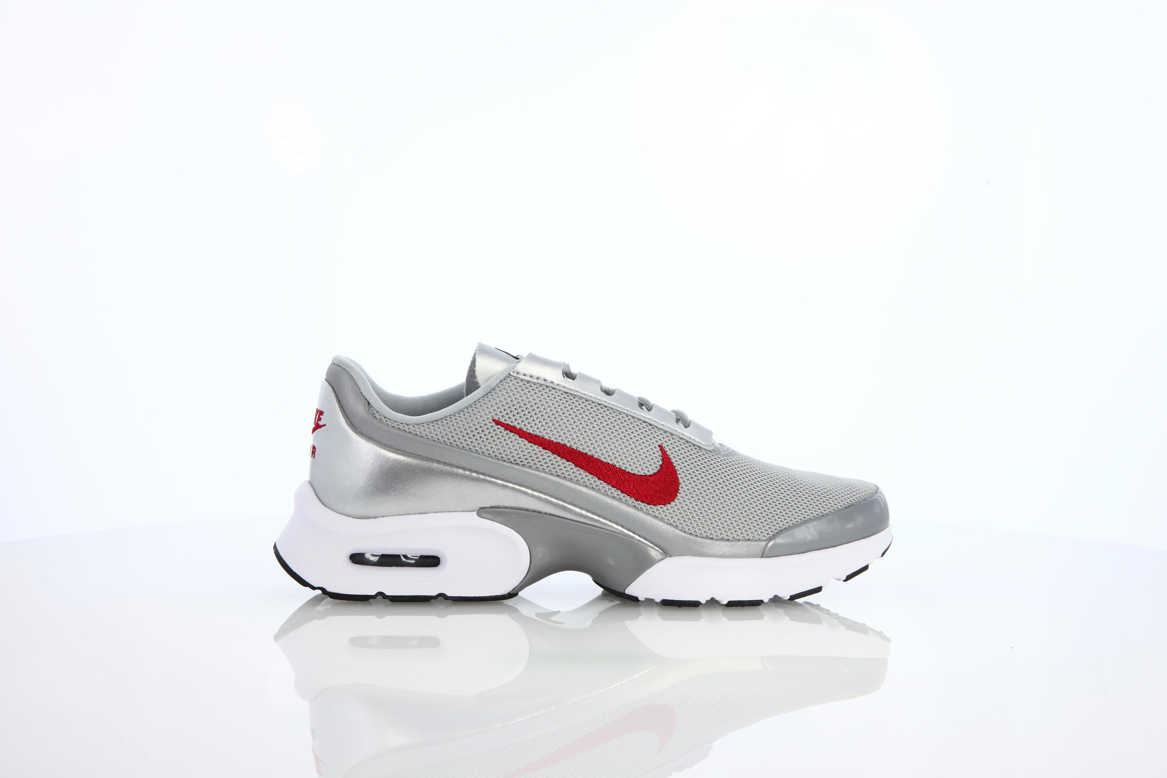 Nike Air Max Jewell QS "Metallic Silver"