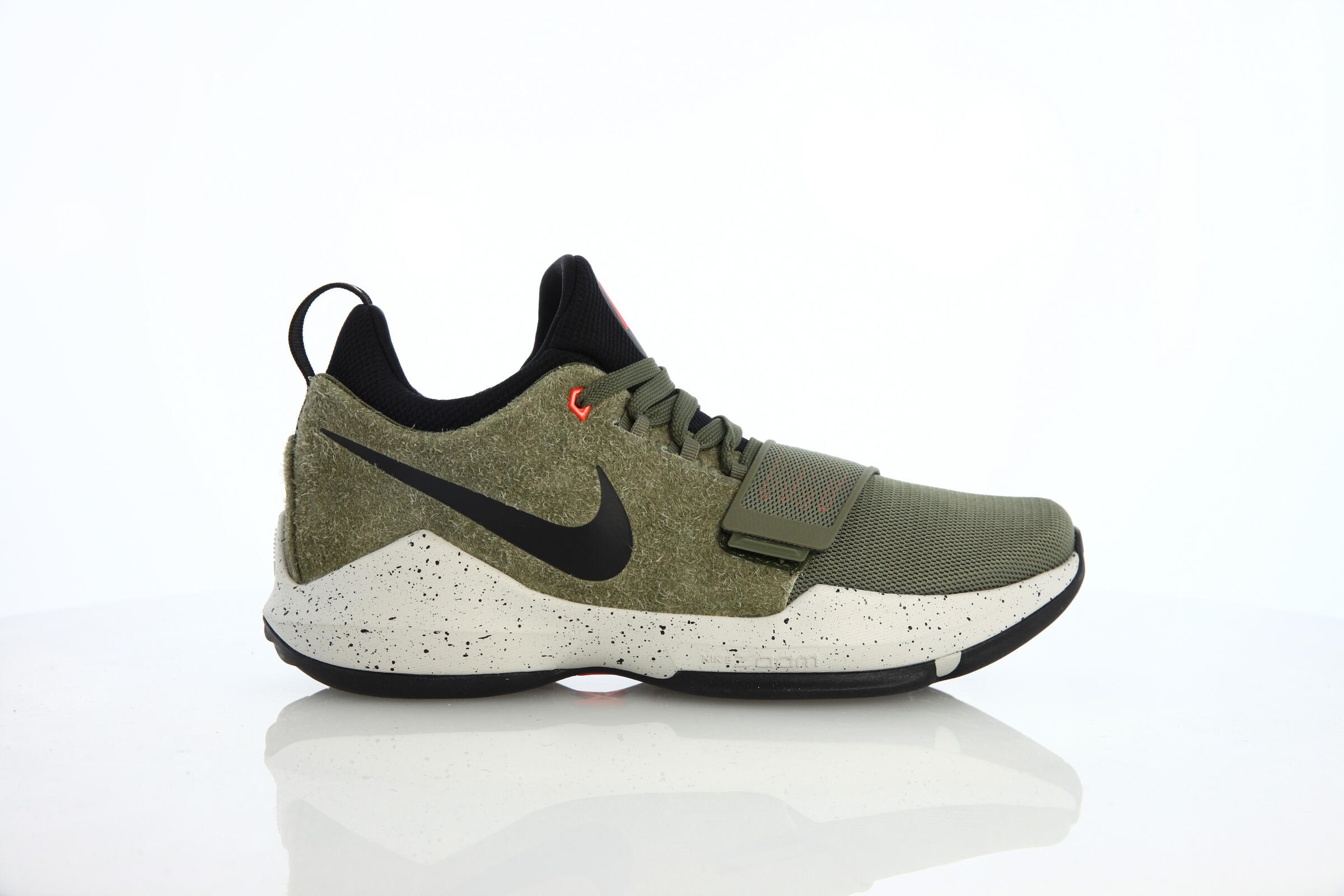 Nike PG1 ELEMENTS "Olive/Schwarz"