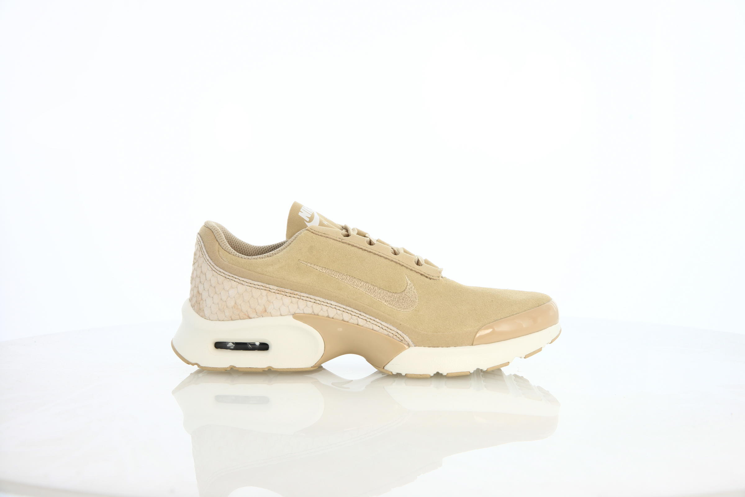 Chaussure nike air max jewell premium hotsell