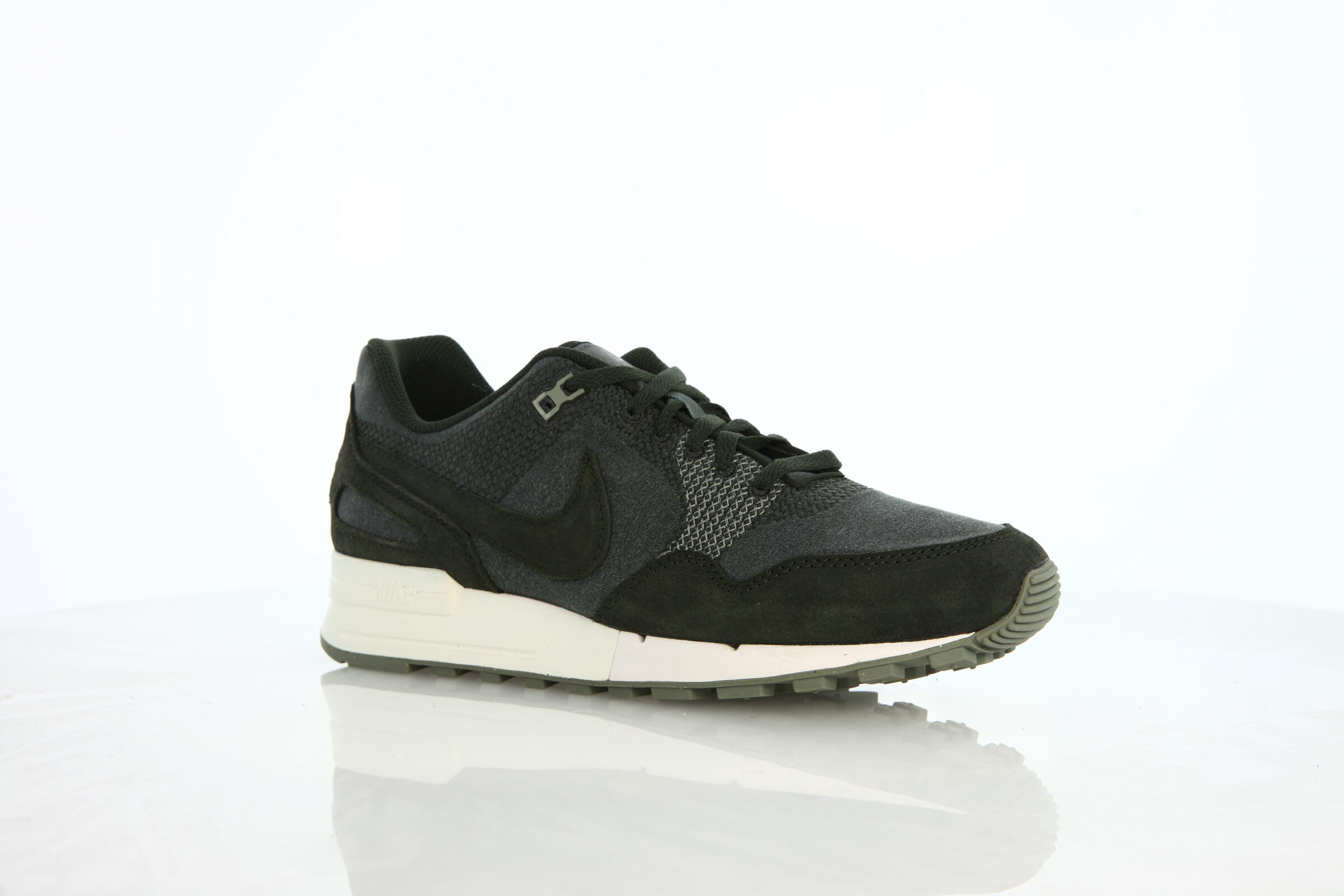 nike air pegasus 89 emb
