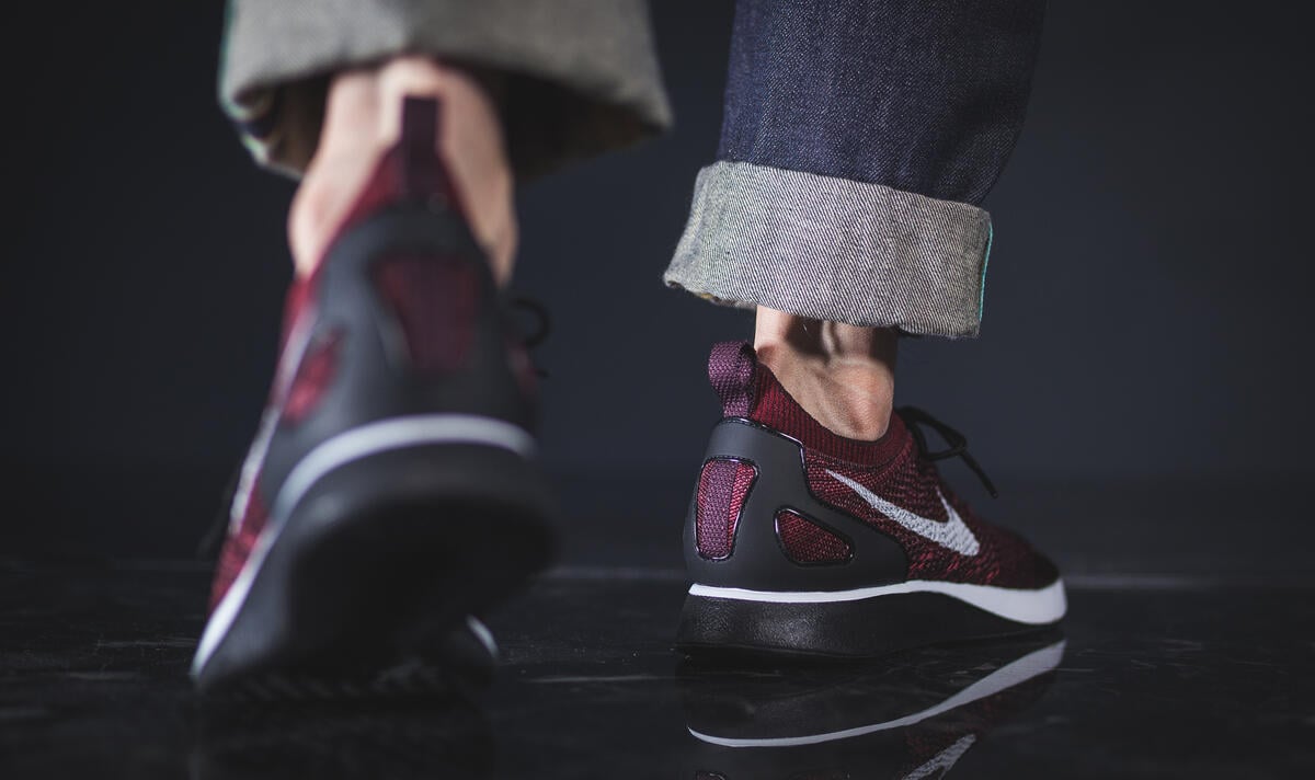 nike air zoom mariah flyknit racer red