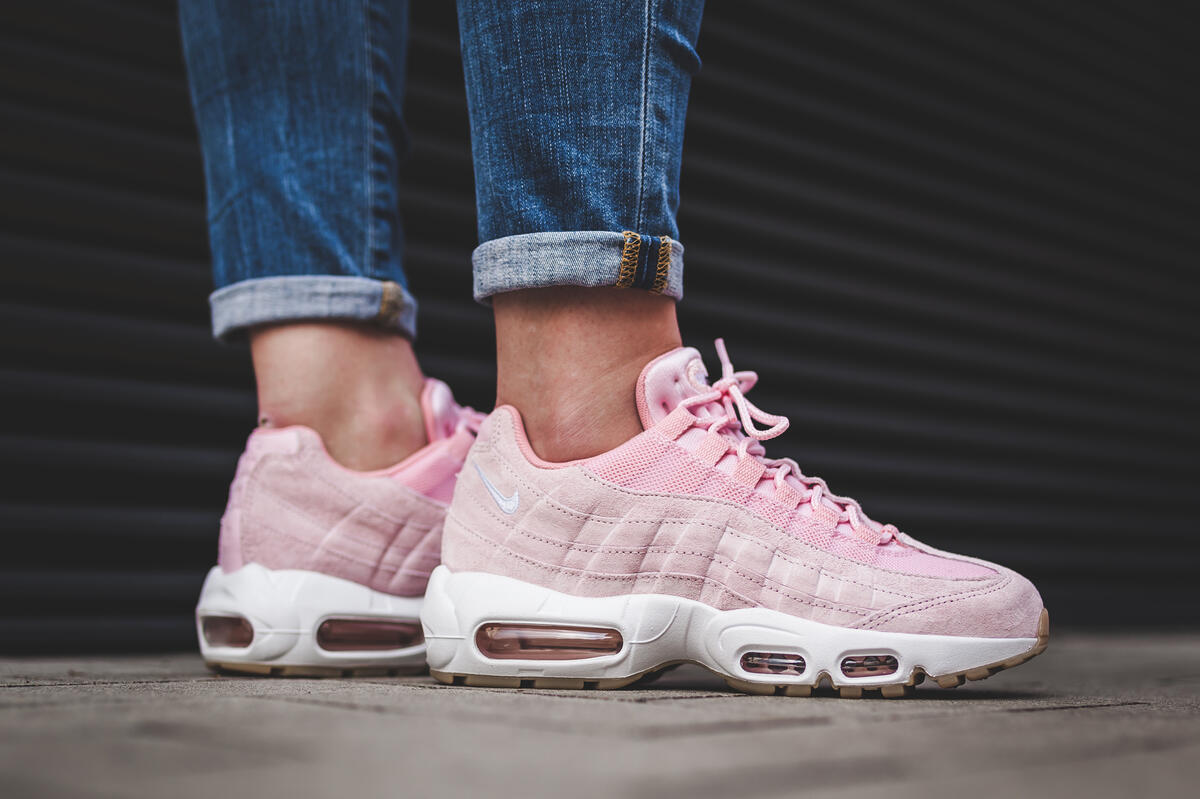 Nike Air Max 95 Women's Pink Nike Air Max 95 Glitter Pink Top