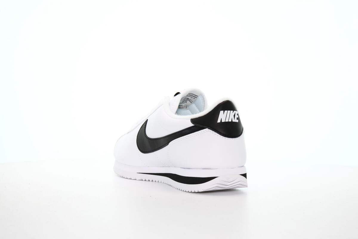 Nike Cortez White / Black - Image 10