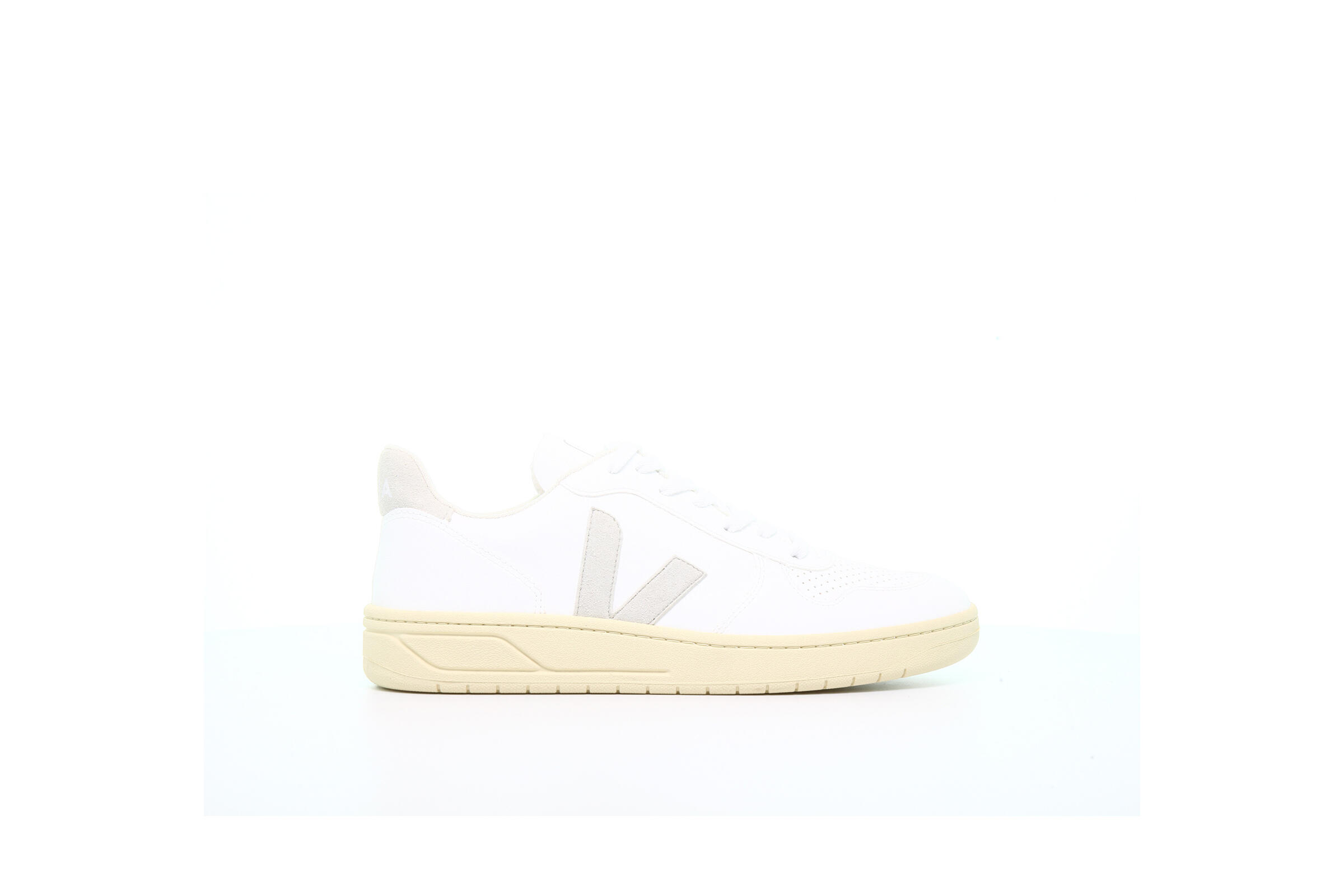Veja WMNS V-10 "NATURAL WHITE"