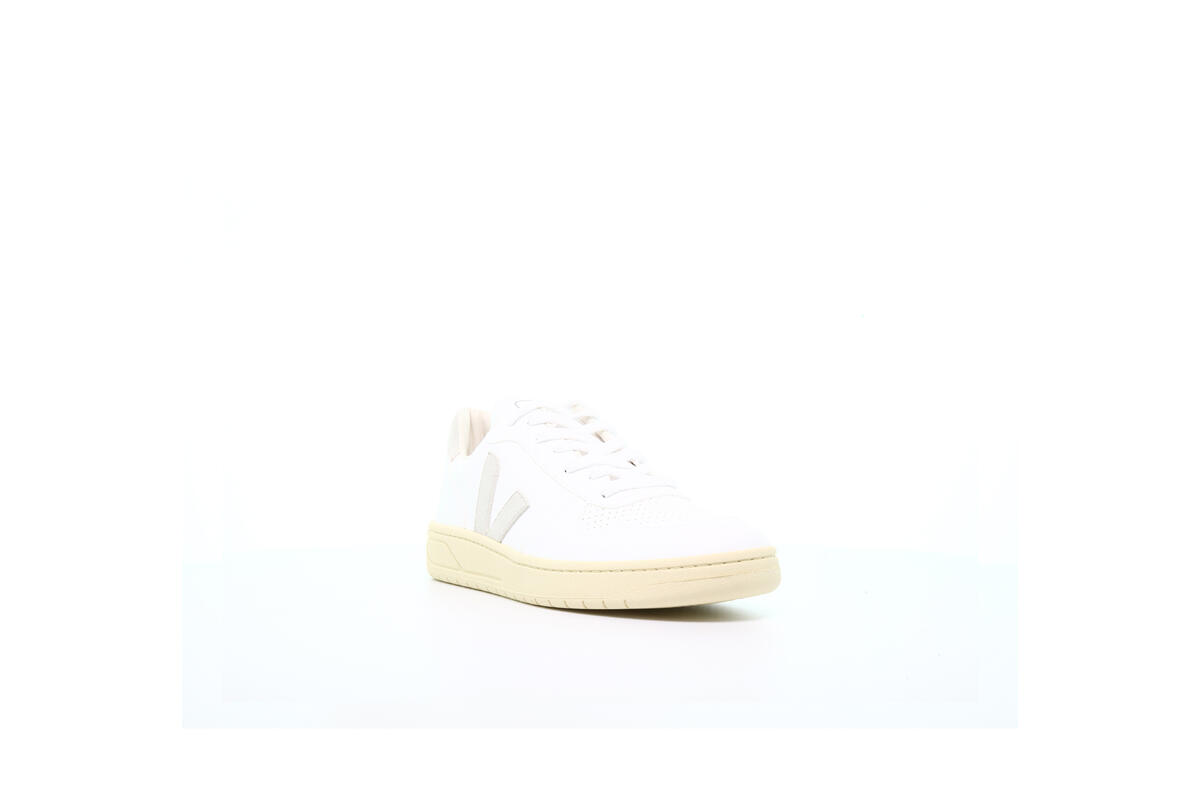 Veja V-10 "Natural White" (Women's) - Image 4