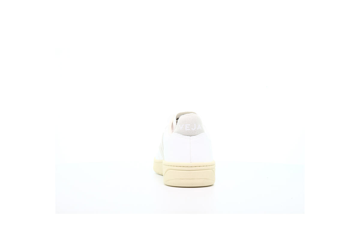 Veja V-10 "Natural White" (Women's) - Image 11