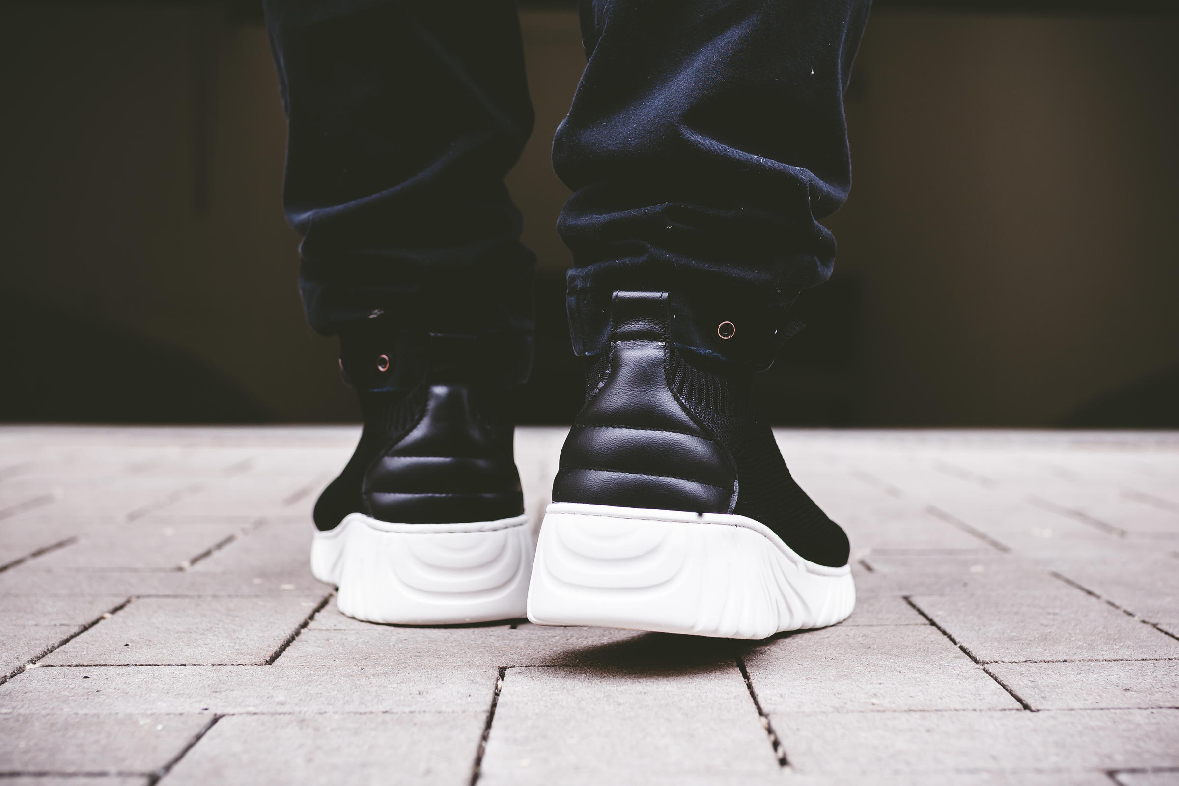 Filling Pieces Roots Runner Knit "Black"