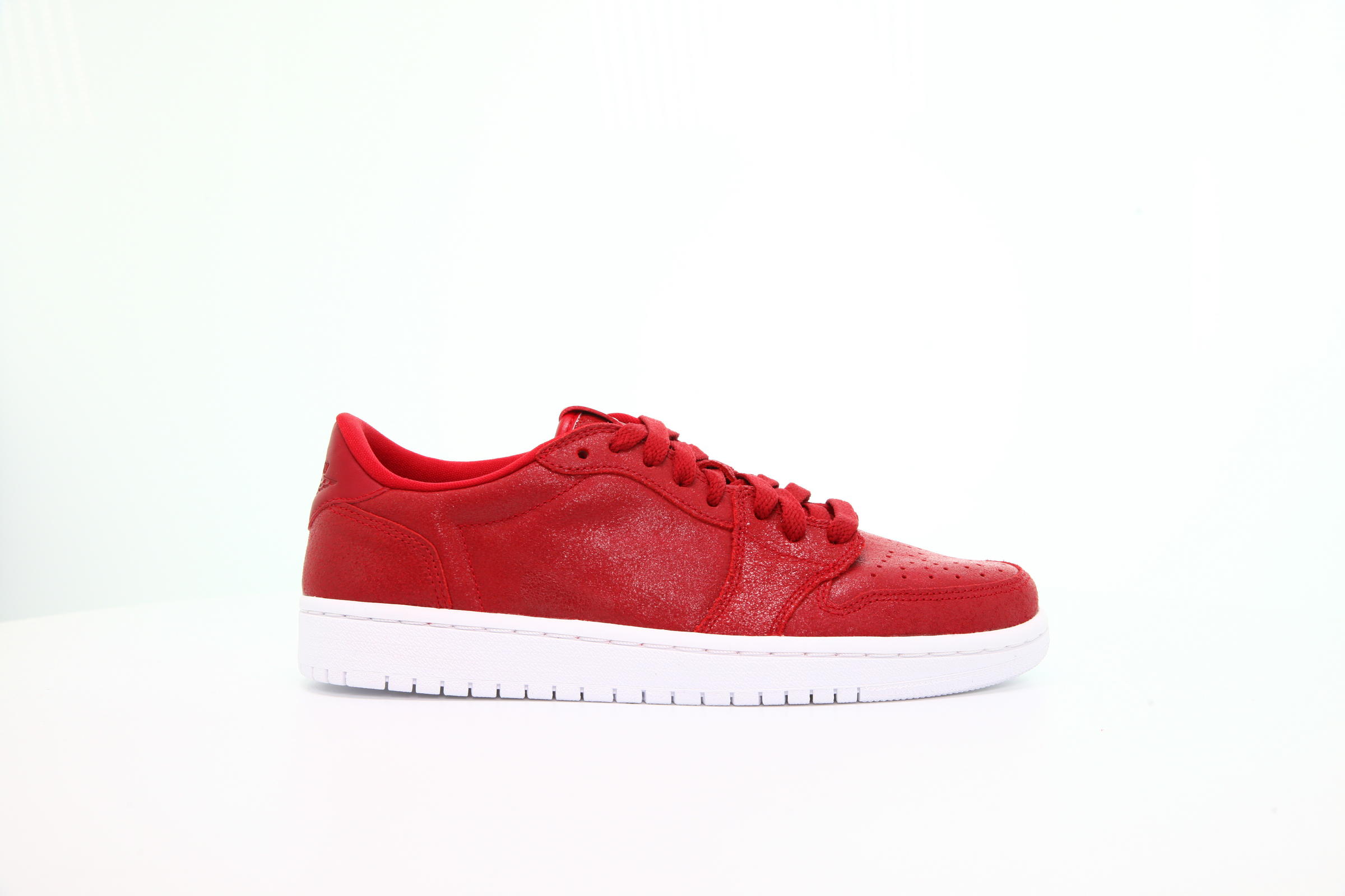 Air jordan 1 retro low ns women's shoe online