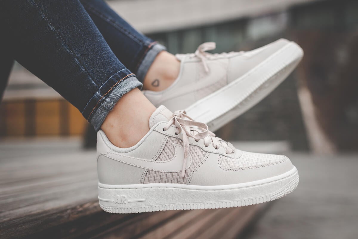 Nike Wmns Air Force '07 Pinnacle 