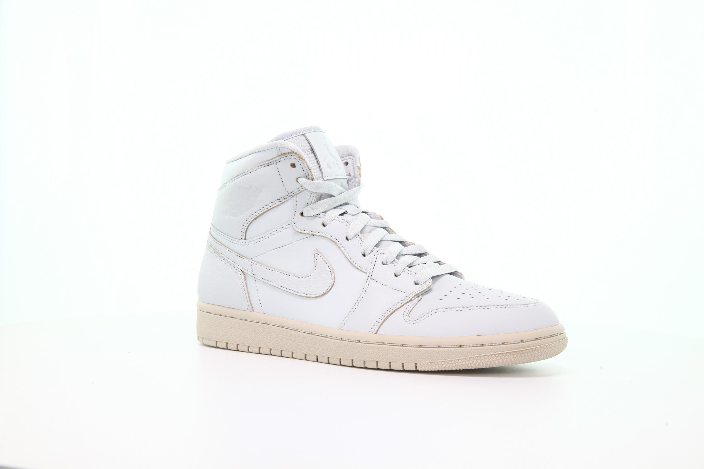 pure platinum air jordan 1
