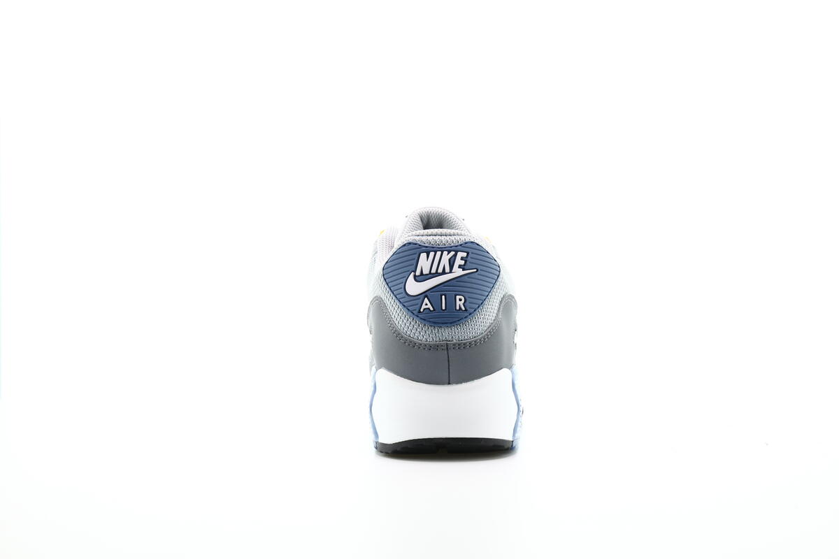 Nike Air Max 90 Essential 