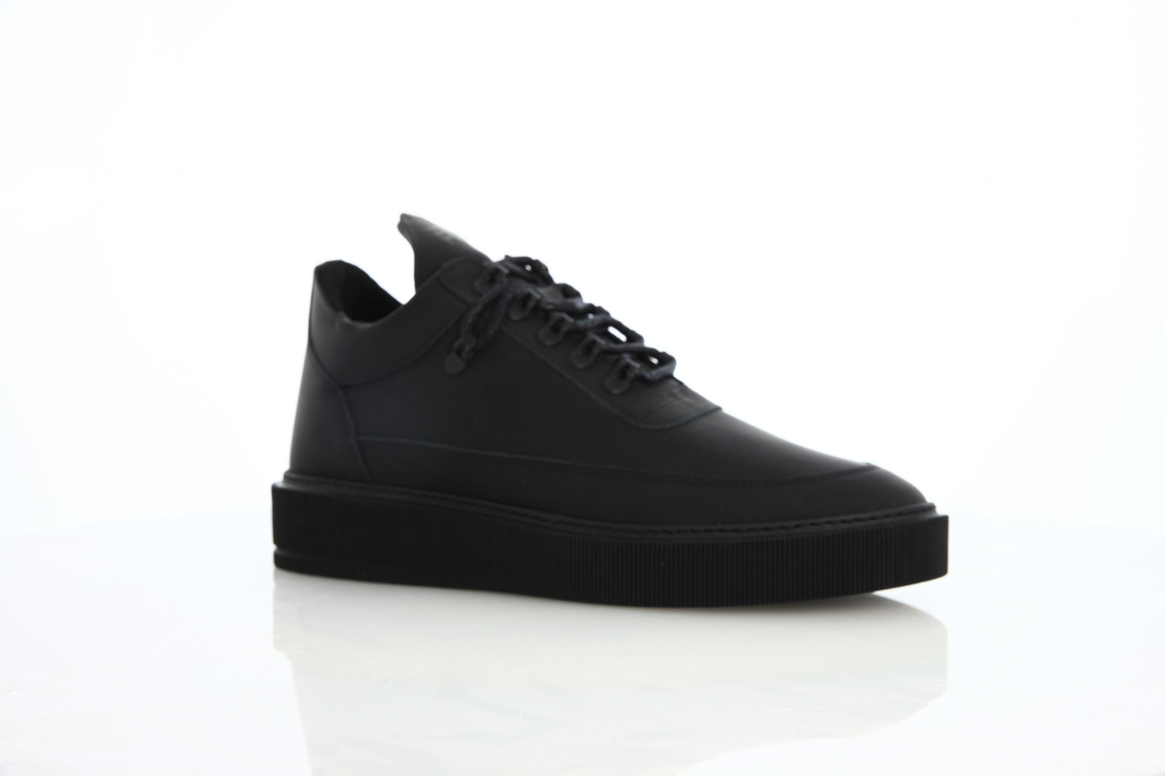 FILLING PIECES Low Top Dress Cup Gala "All Black"