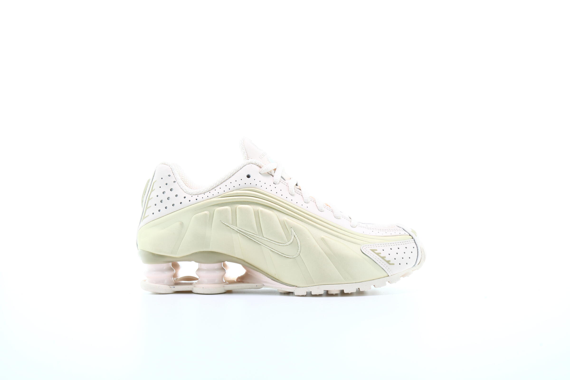 Nike WMNS Shox R4 "Guava Ice"