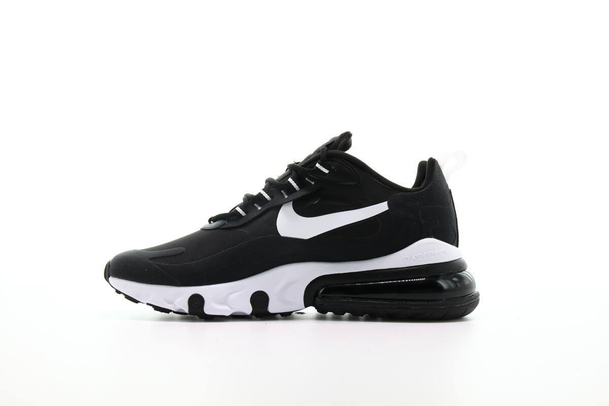 270 react black white