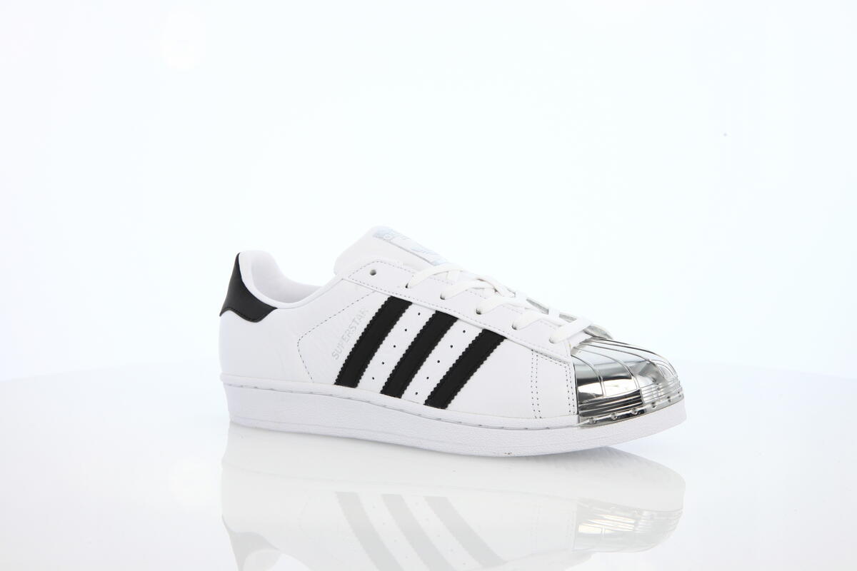 adidas gazelle silver green womens Superstar II Womens Lifestyle Shoes (Black/Cloud White/Gold Metallic) main image 0