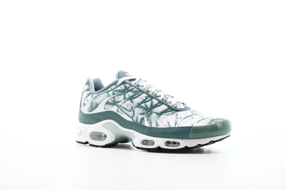 nike air max plus og white