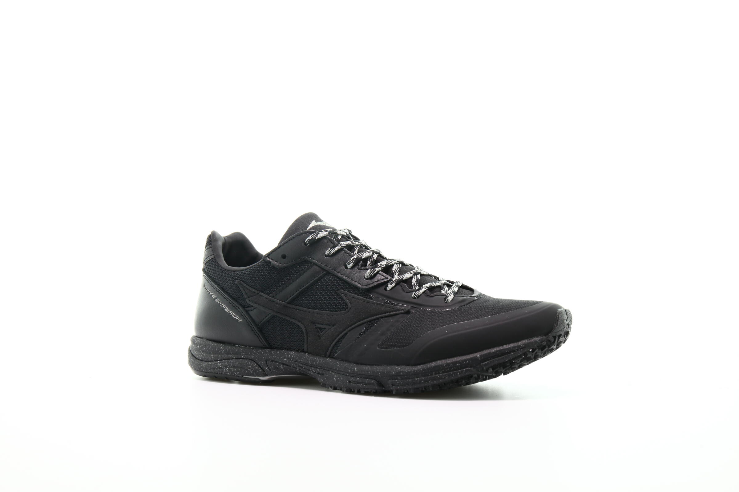 Mizuno Wave Emperor Tech "Black"