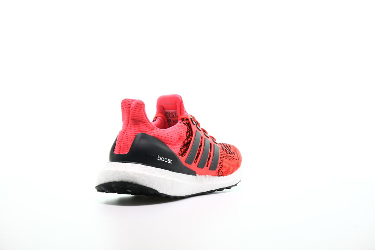 adidas Performance Ultraboost 1.0  display picture 2
