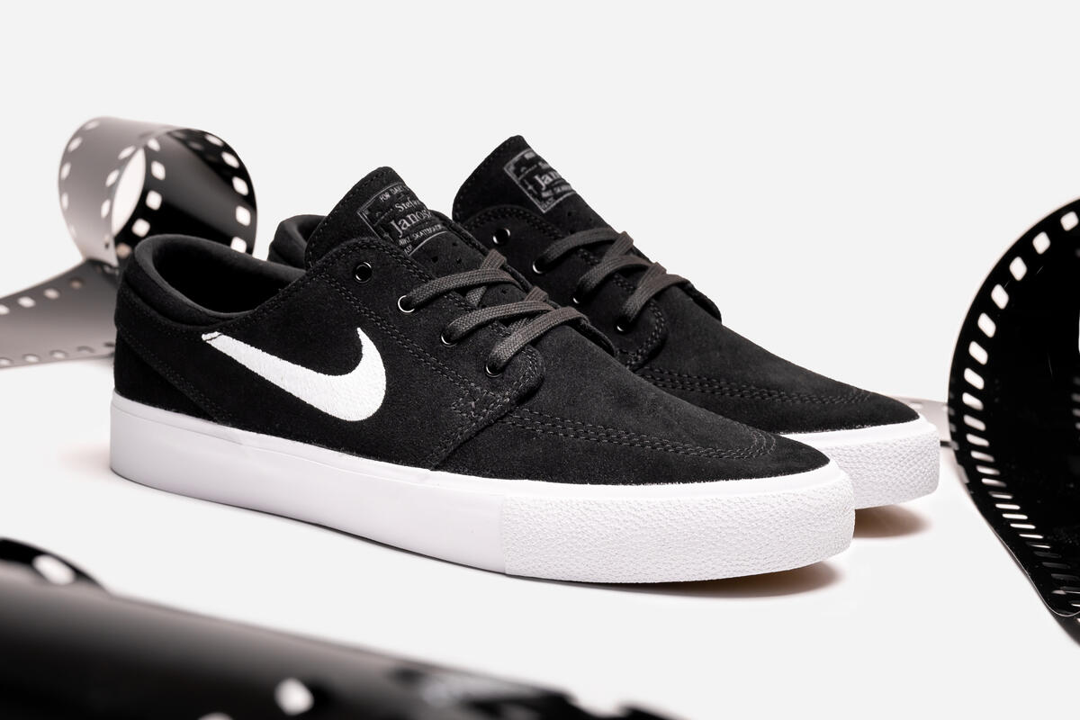 Nike SB ZOOM Janoski RM Black / White - Image 4