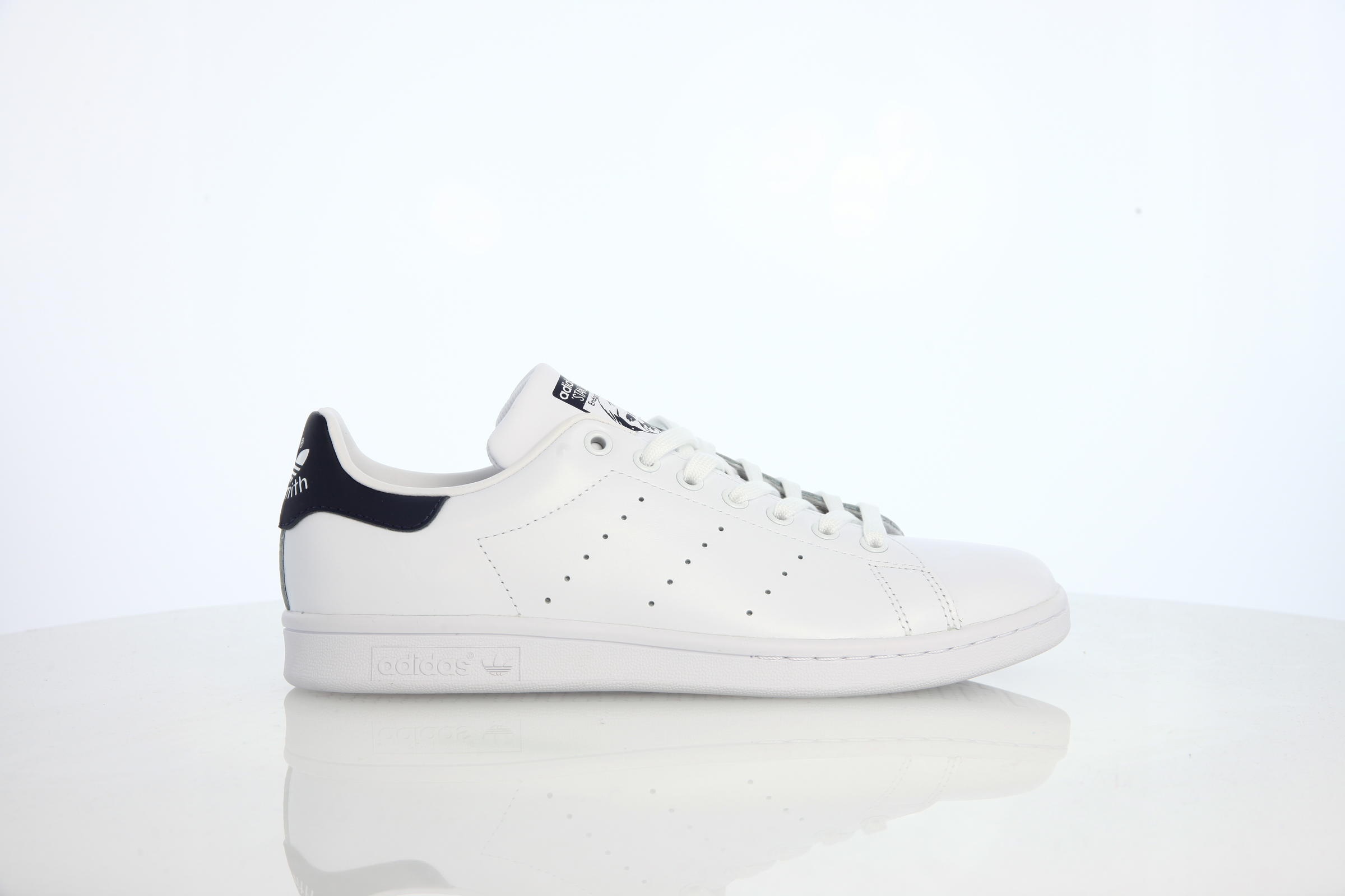 Adidas originals mens stan smith trainers white/dark blue best sale