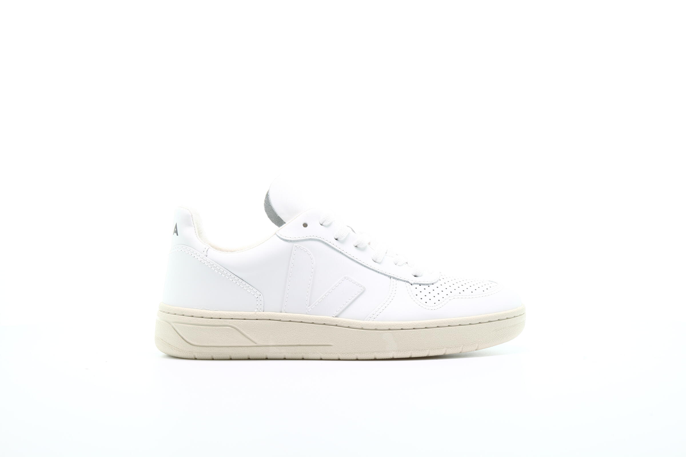 Veja WMNS V10 Leather "Extra White"