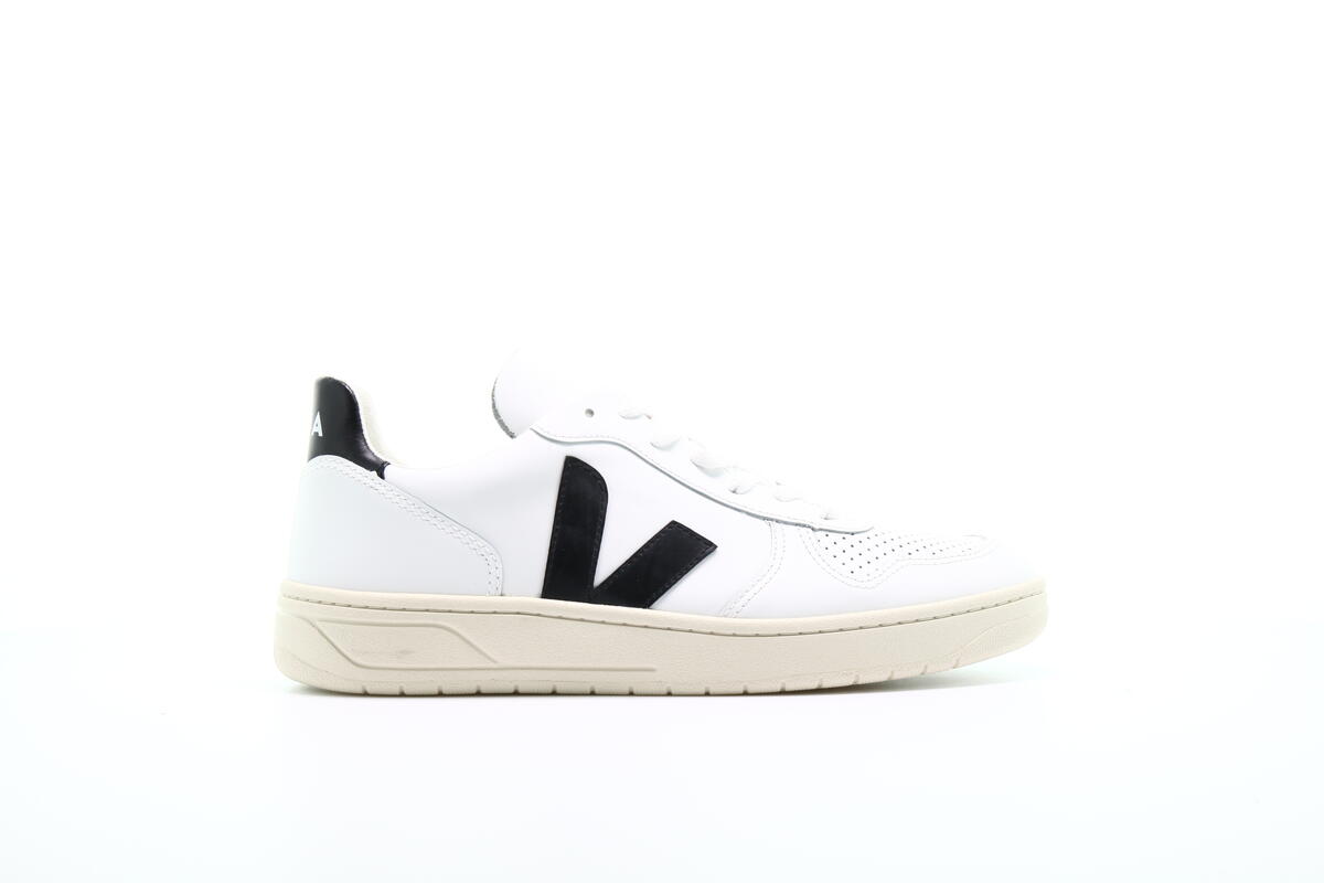 veja v10 womens black and white