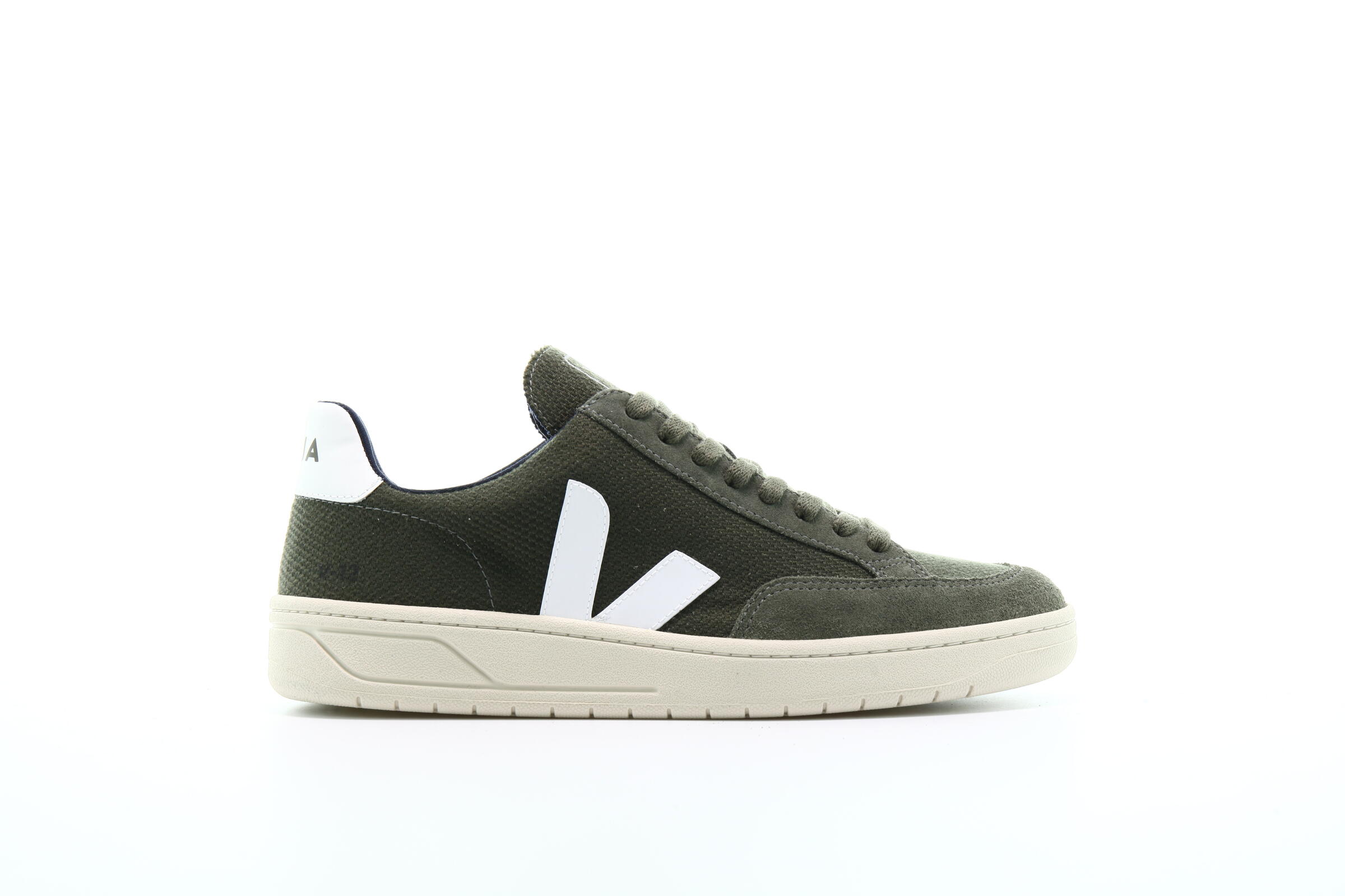 Veja V-12 B-Mesh "Olive"