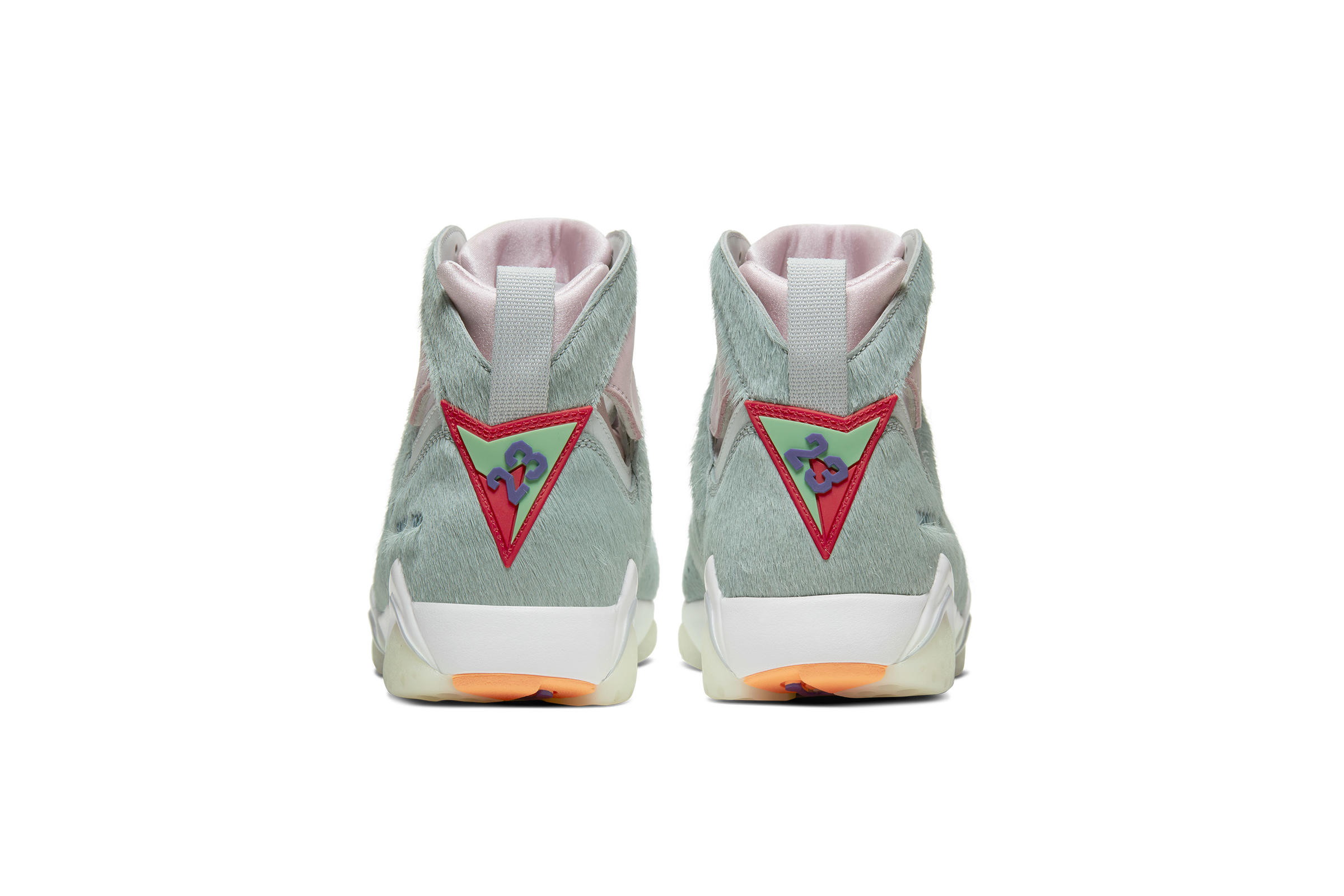 Air Jordan 7 RETRO SE "HARE 2.0"