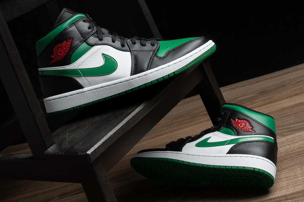 Air Jordan 1 Mid Black - Image 14