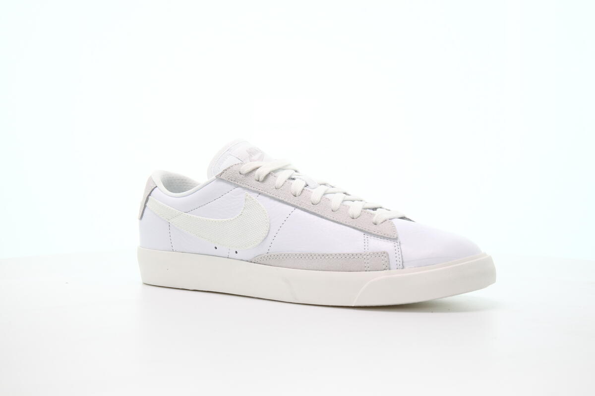 Nike Blazer Low White / Sail / Platinum Tint - Image 9