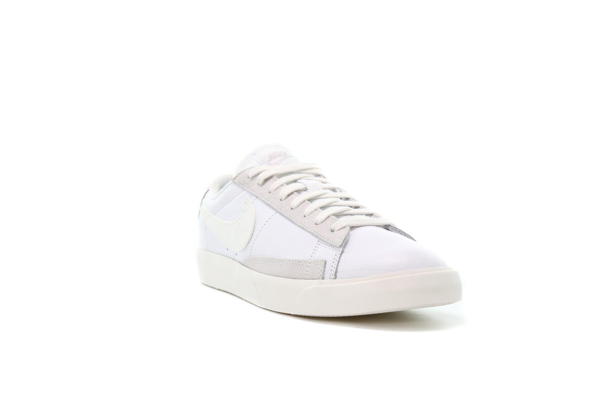 Nike Blazer Low White / Sail / Platinum Tint - Image 10