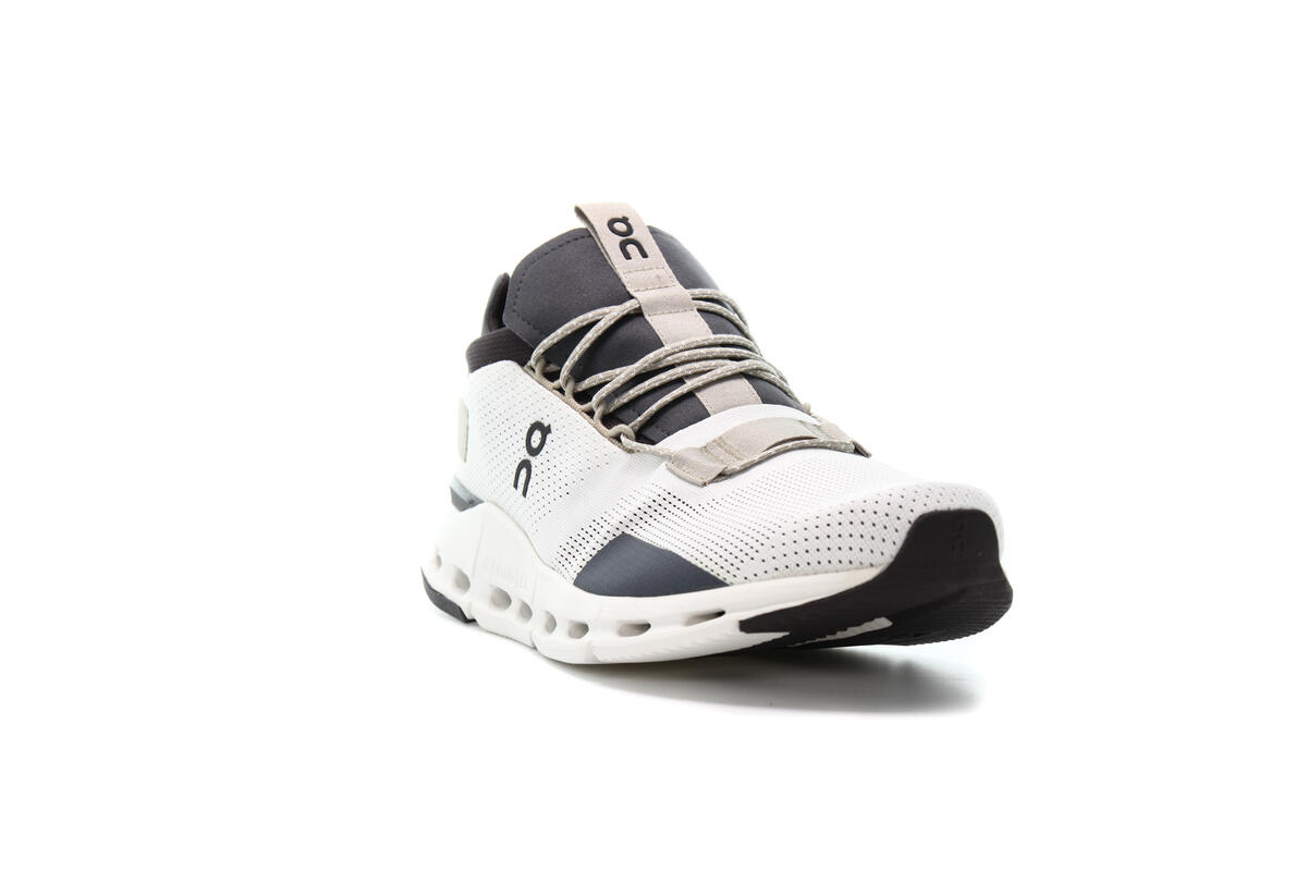 ON Running Cloudnova White - Image 4