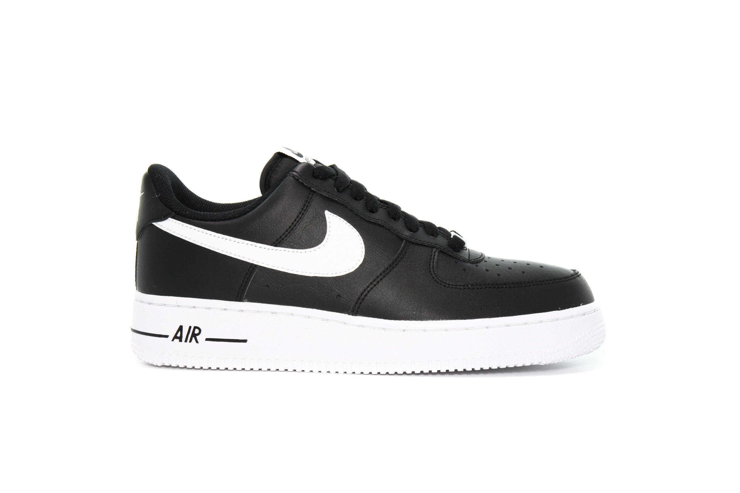 Nike AIR FORCE 1 '07 "BLACK"