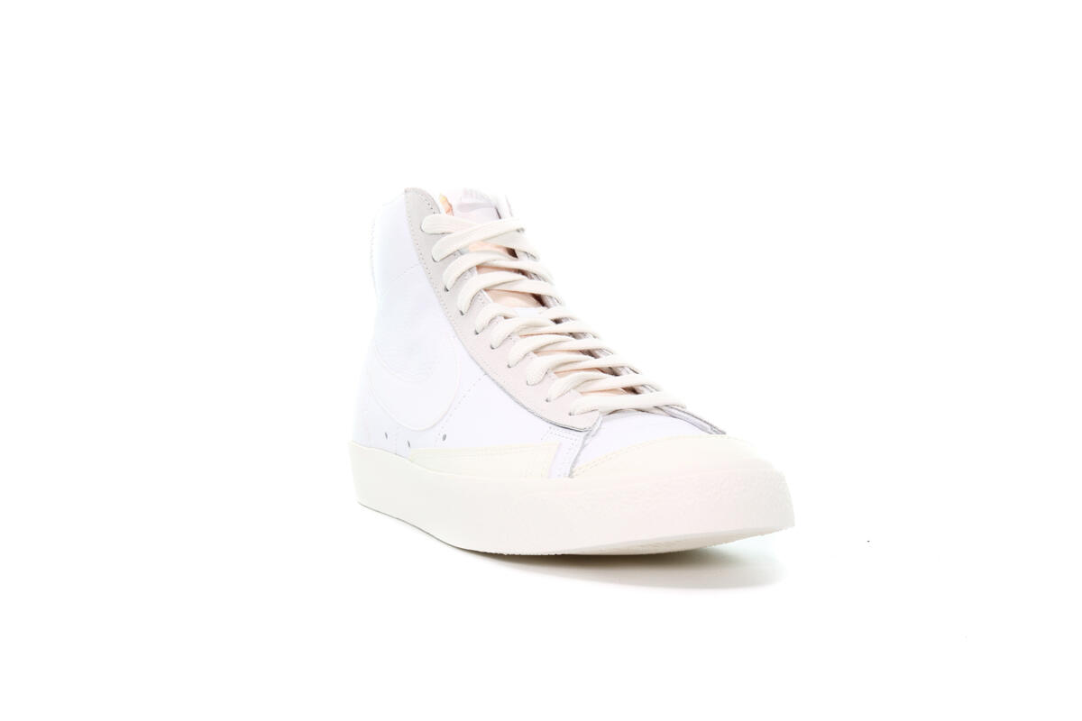 Nike Blazer Mid '77 SAIL - Image 15
