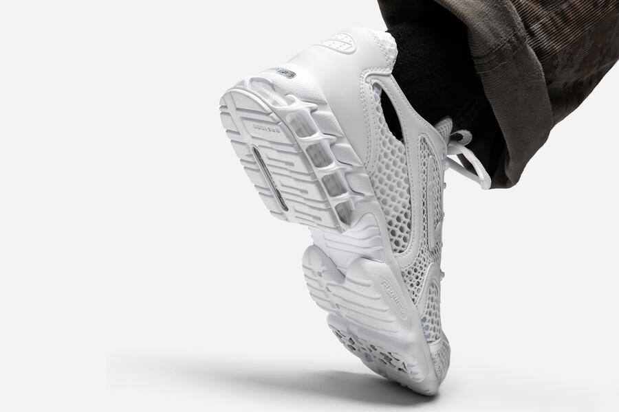 nike spiridon cage 2 white