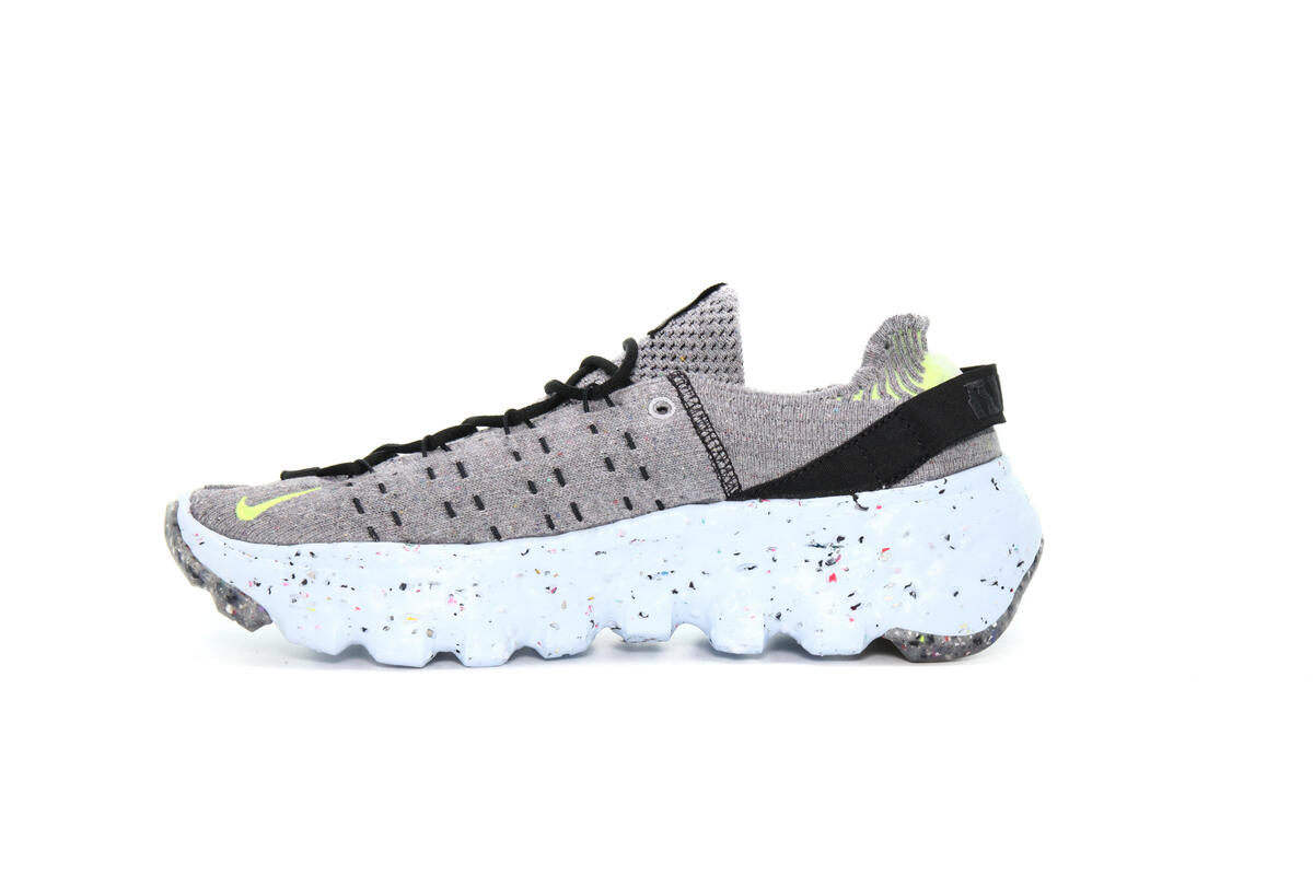 Nike Space Hippie 04 Women's Shoe Grey/Volt - Image 28
