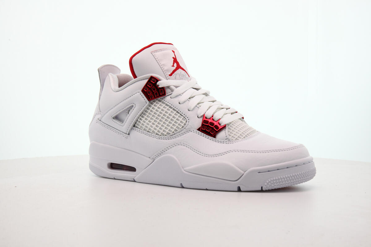 Air Jordan 4 Retro Metallic Red - Image 4