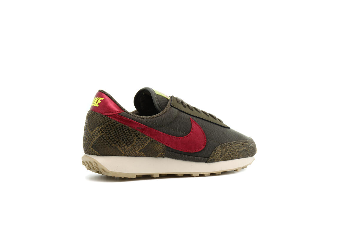 Nike WMNS Daybreak "Medium Olive" - Image 14