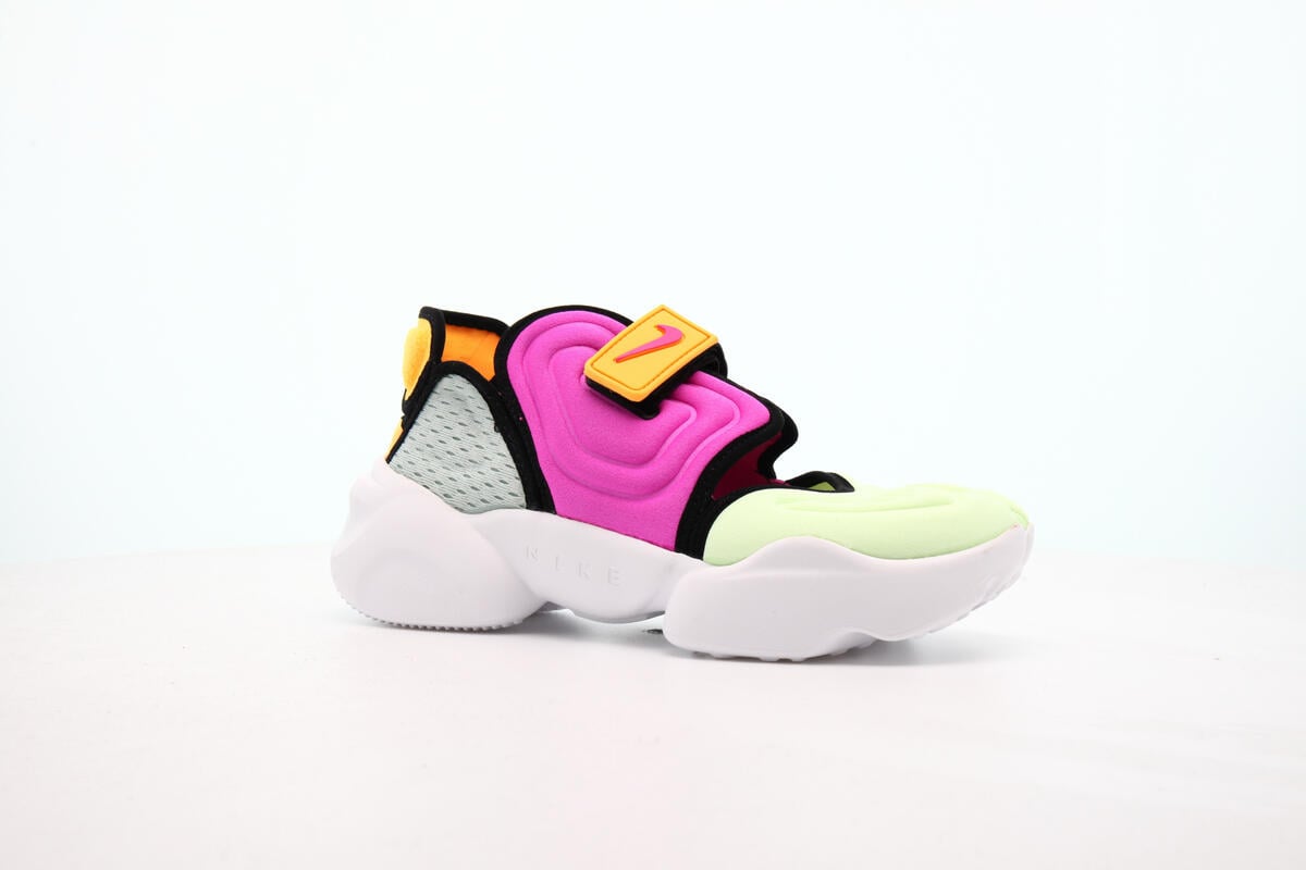 Nike Aqua Rift 'Barely Volt' - Image 3