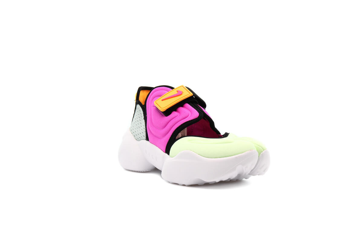 Nike Aqua Rift 'Barely Volt' - Image 4