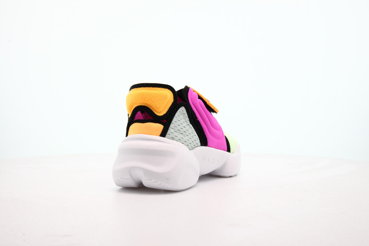 Nike Aqua Rift 'Barely Volt' - Image 12