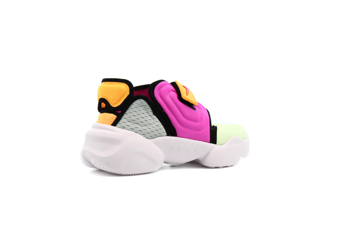 Nike Aqua Rift 'Barely Volt' - Image 13