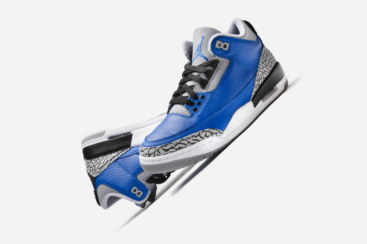 Nike Air Jordan 3 Retro - Varsity Royal / Cement Grey - Image 27