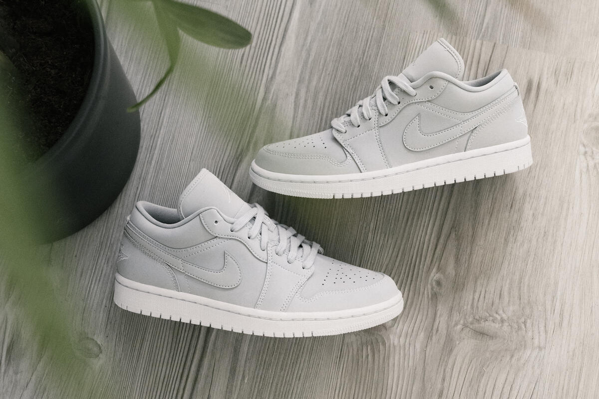 Air Jordan 1 Low 'Grey Fog' (WMNS) - Image 14
