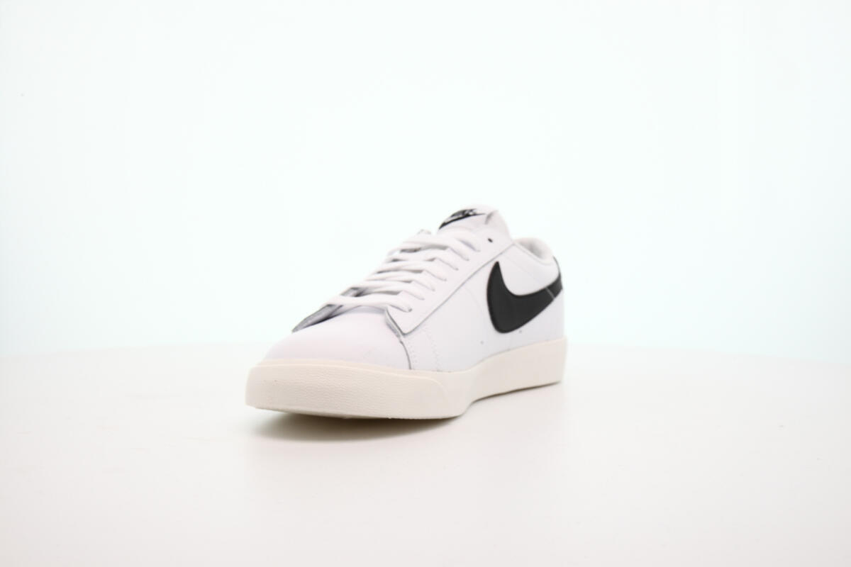 Nike Blazer Low Leather White - Image 6
