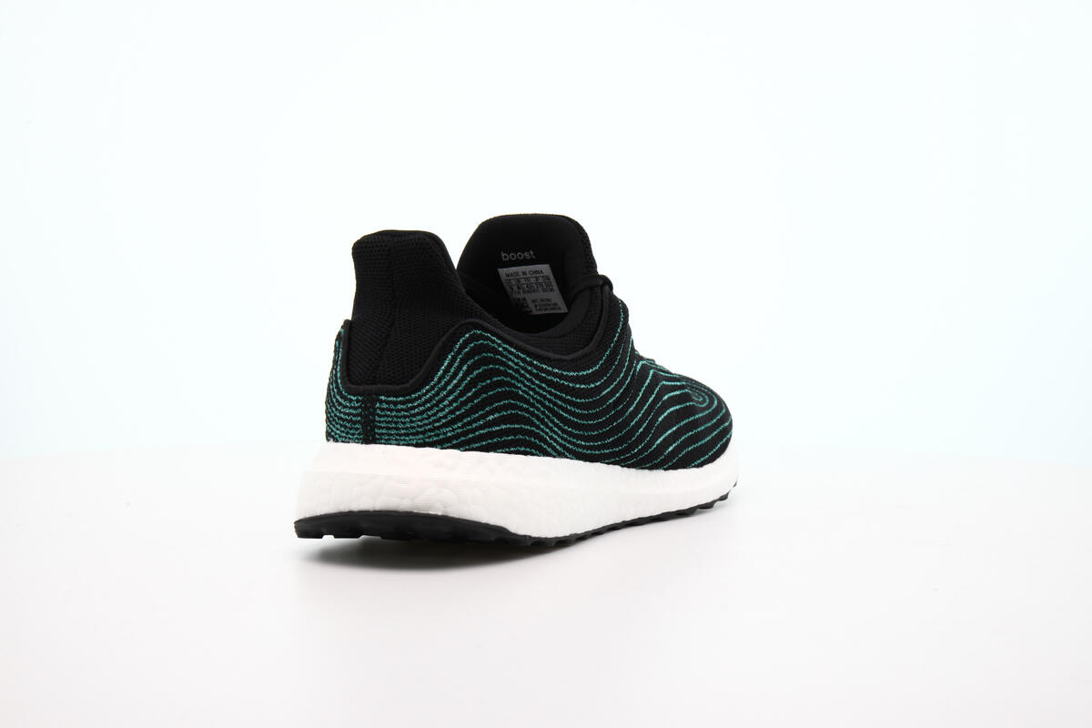 Adidas Ultra Boost DNA Parley - Image 22